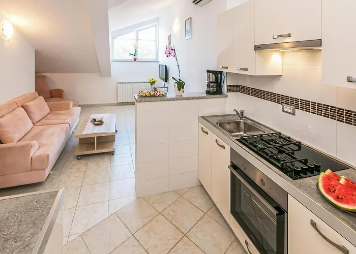 1 Bedroom Awesome In * 普拉