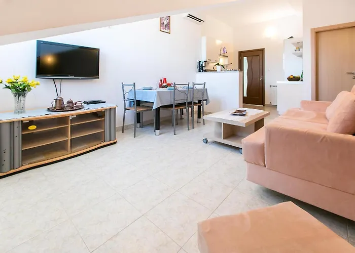 1 Bedroom Awesome In * 普拉