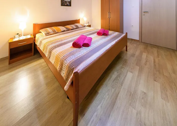 1 Bedroom Awesome In 普拉